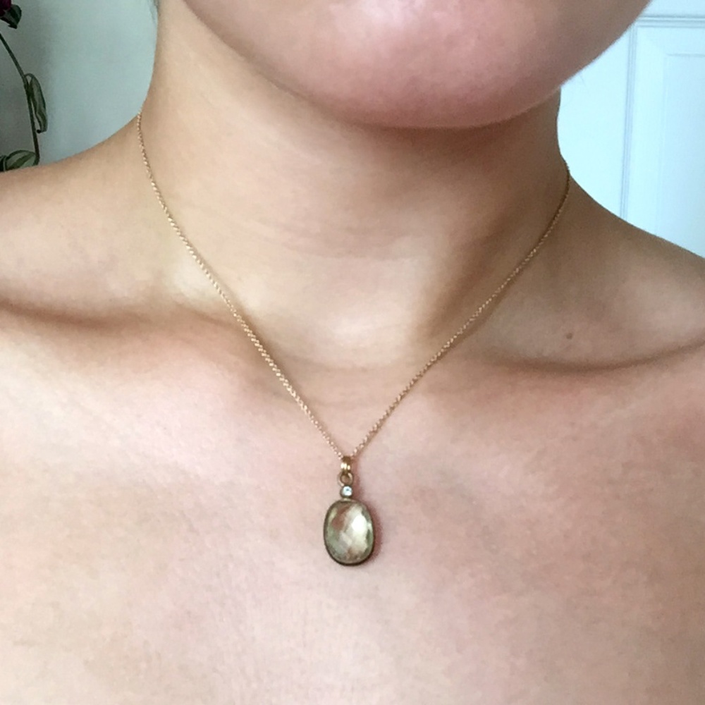 Light Green Stone Pendant Gold Chain Necklace